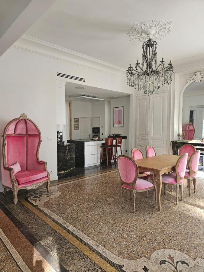 Chateau Grandclement Lyon Villeurbanne Niveau Rdc - Tresor Cache En Ville Avec Vue Piscine Et Parc Віллербанн Екстер'єр фото